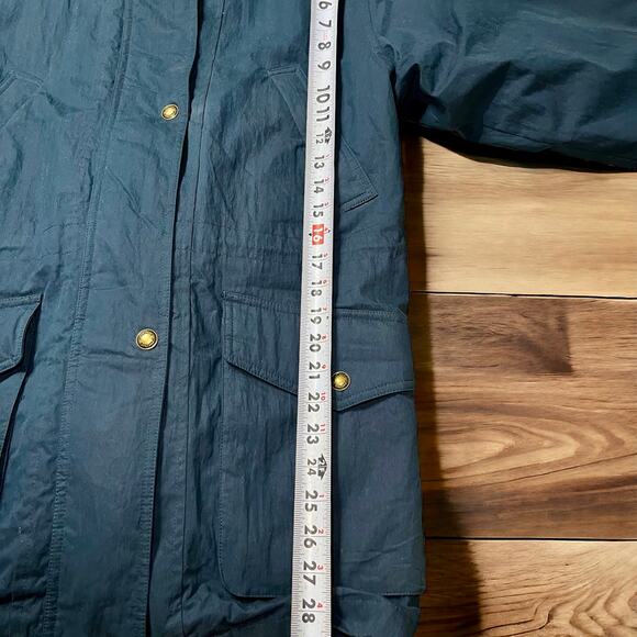 Women's Vintage Woolrich Parka Coat Size Small - Picture 6 of 12